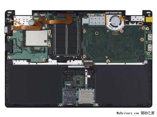 索尼VAIO X极限轻薄本正式发布 Atom平台